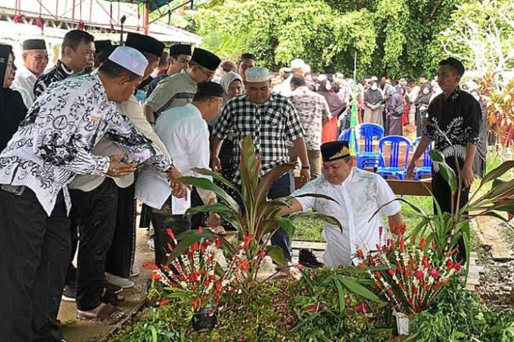 Ketua DPRD Kapuas Berbelasungkawa Atas Meninggalnya Mantan Ketua DPRD Kapuas Periode 2014-2019