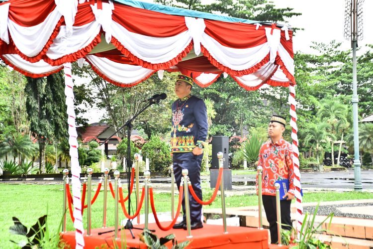Wabup Pimpin Upacara Harjad Pemprov.Kalteng ke 68