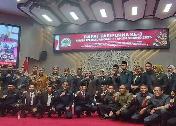 DPRD Kalteng Gelar Rapat Paripurna untuk Tetapkan Agustiar Sabran dan Edy Pratowo Sebagai Gubernur dan Wagub Terpilih 2025-2030