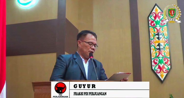 Fraksi PDI Perjuangan Sampaikan Pendapat Akhir Terhadap Lima Raperda yang Diajukan Pemkab Katingan