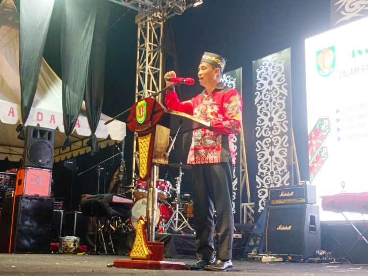 Ketua DPRD Katingan Sampaikan FBPHS Bukan Hanya Hiburan Semata tetapi Wadah Pelestarian Budaya