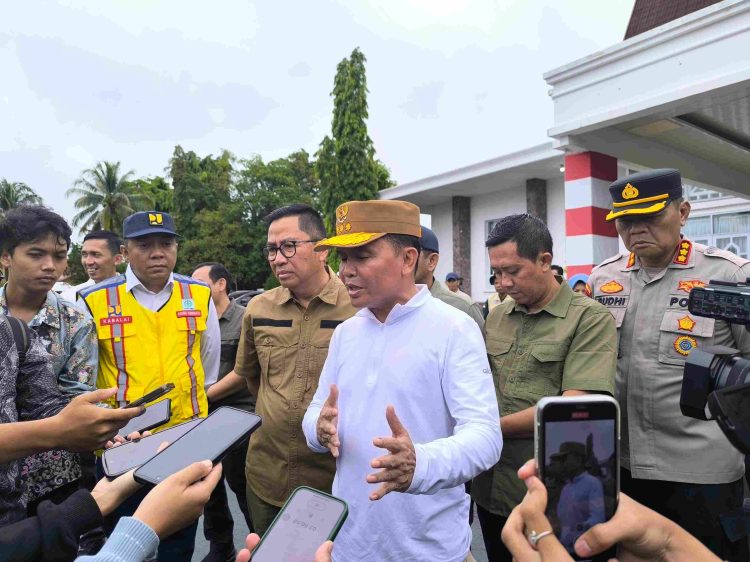 Gubernur Kalteng Lepas Bantuan Darurat Banjir Barito
