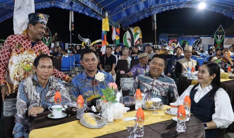 Pagelaran Seni Budaya Daerah Jadi Ajang Pelestarian Identitas dan Penguatan UMKM