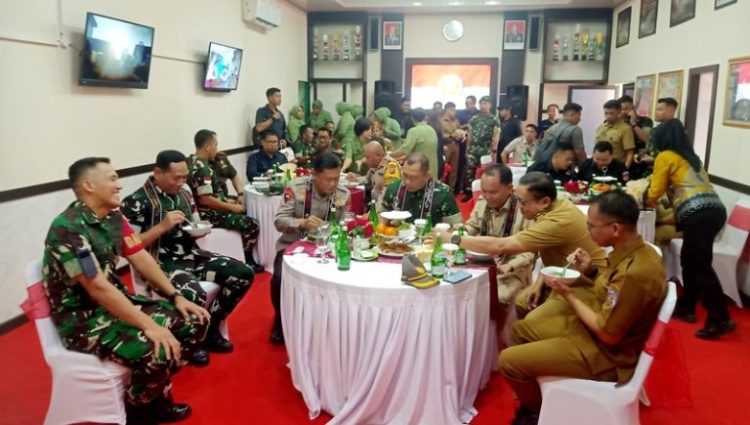 Pj Bupati Barut Turut Hadiri Kunjungan Kerja dari Panglima Kodam XII Tanjungpura