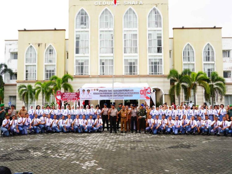Kesbangpol Resmi Buka Pusdiklat Calon Paskibra Provinsi Kalteng Tahun 2025