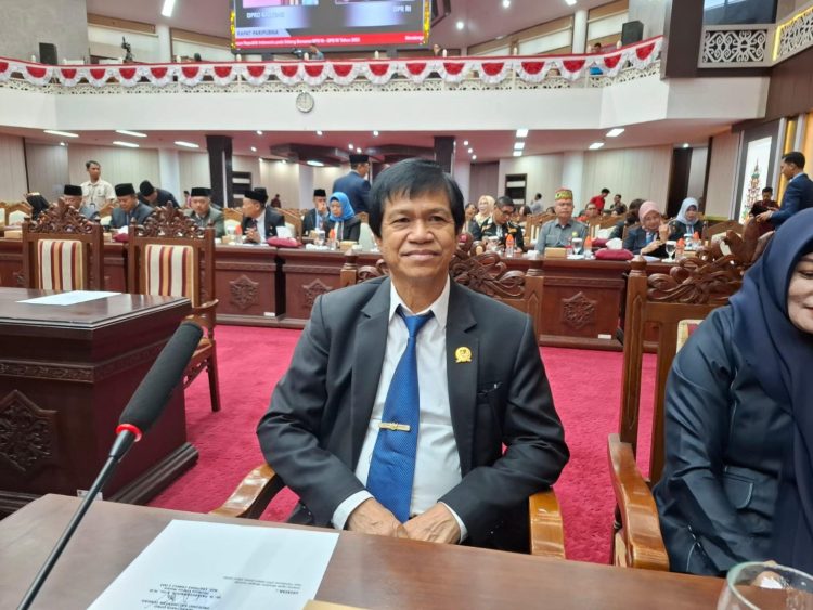 Masyarakat Desa Kampung Keramat Kabupaten Katingan Sampaikan Aspirasi Minta Perbaikan Jalan Poros Desa