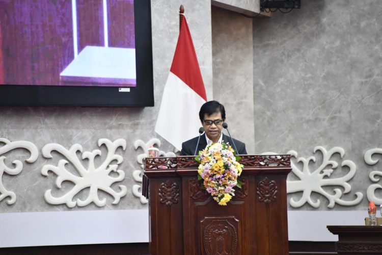 Keluhkan Jalan Pemukiman di Perkotaan Masih Banyak yang Rusak