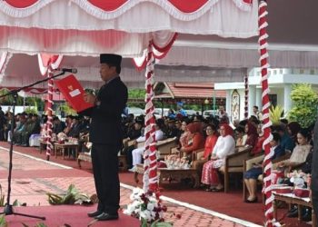 Ketua DPRD Mura Bacakan Teks UUD 1945 pada HUT RI ke 80