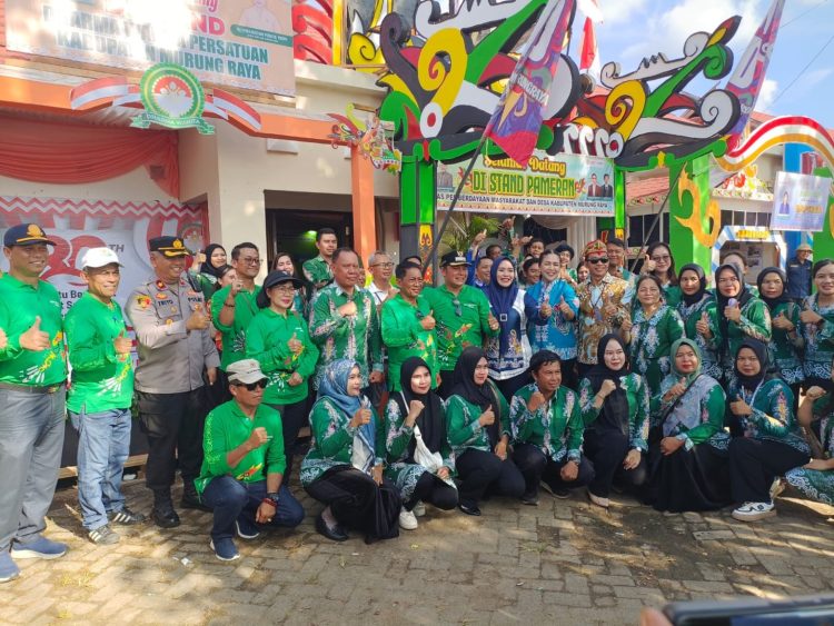 Bupati Minta Diskop UKM Perindag Jual Produk Lokal Khas Mura di Luar Kalimantan Tengah
