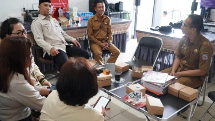 Komisi Informasi Prov.Kalteng Lakukan Visitasi ke Diskominfo Murung Raya
