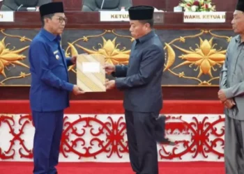 Paripurna DPRD Mura: Persetujuan Raperda dan Penyerahan Laporan Keuangan 2024