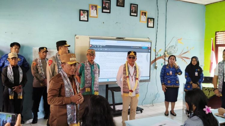 Gubernur Kalteng Harapkan Sarana Pendidikan di Murung Raya Terus Diperhatikan Lagi