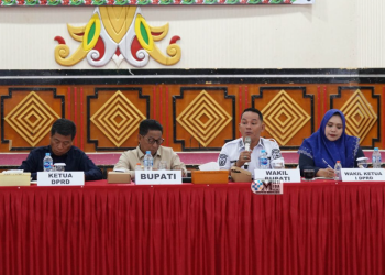 Bupati dan Wabup Mura Hadiri Forum Koordinasi Pemerintah Daerah dan Investor Mura, Ciptakan Iklim Investasi yang Kondusif, Terbuka dan Berkeadilan