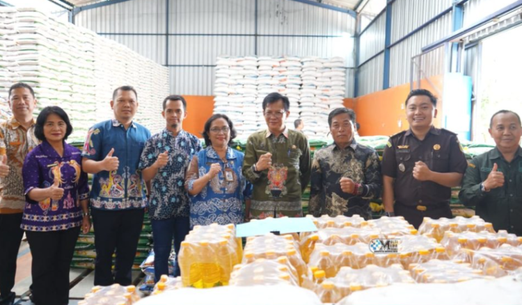 Perkuat Ketahanan Pangan dan Jaga Stabilitas Ekonomi, Pemkab Mura Distribusikan Bantuan Pangan 85,98 Ton Beras dan 17.196 Liter Minyak Goreng