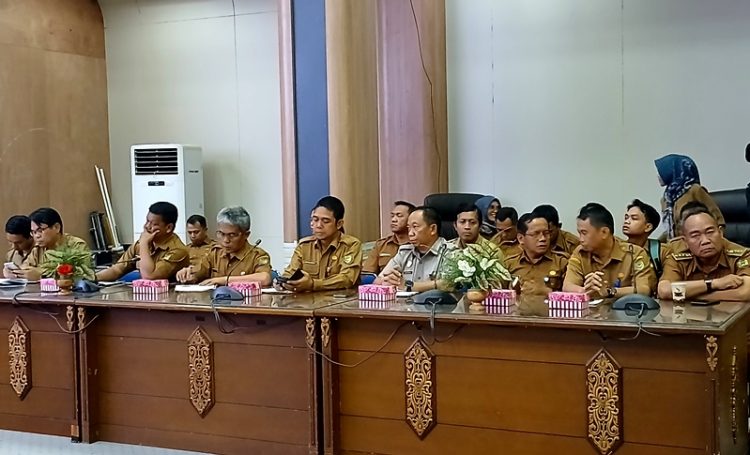 Kadis PUPR Barut Gelar RDP Bersama DPRD Barut Terkait Pelepasan Kawasan Hutan