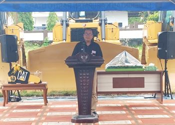 Dinas PUPR Resmi Terima Tiga Set Alat Berat dari PT Trakindo Utama