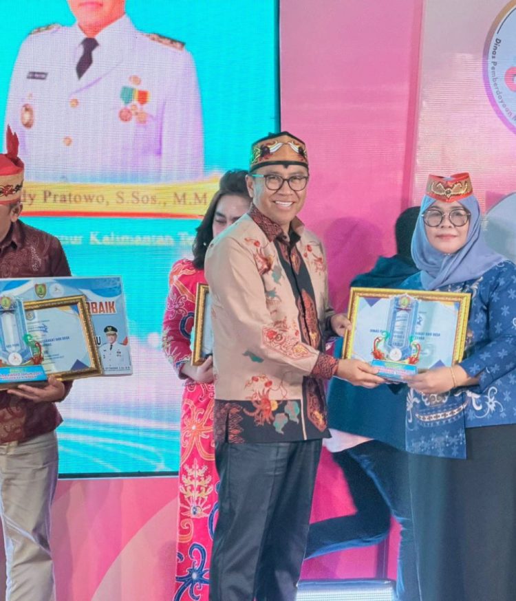 Dinas SOSPMD Barut Berhasil Raih Penghargaan Harapan II Kategori SIDARA