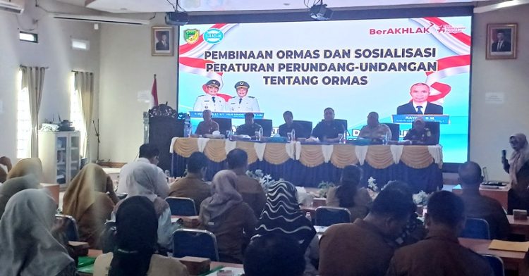 Kesbangpol Barut Gelar Kegiatan Pembinaan Ormas dan Sosialisasi Perundang-undangan Tentang Ormas