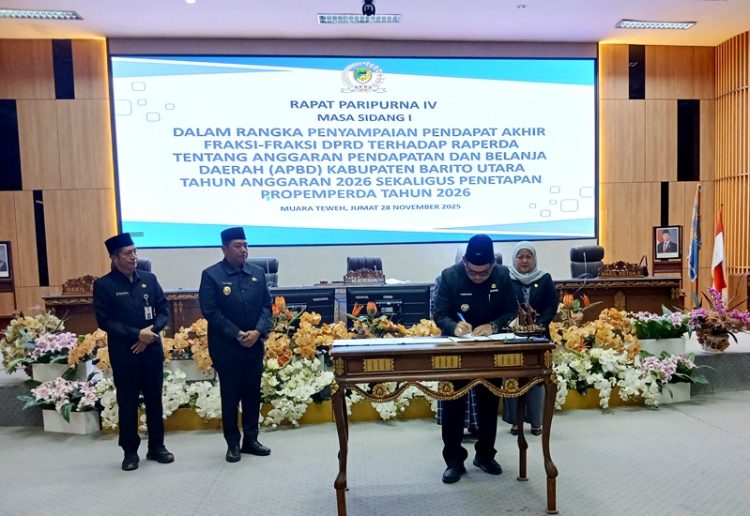 Bupati Sampaikan Pendapat Akhir atas Raperda APBD 2026 pada Rapat Paripurna IV DPRD