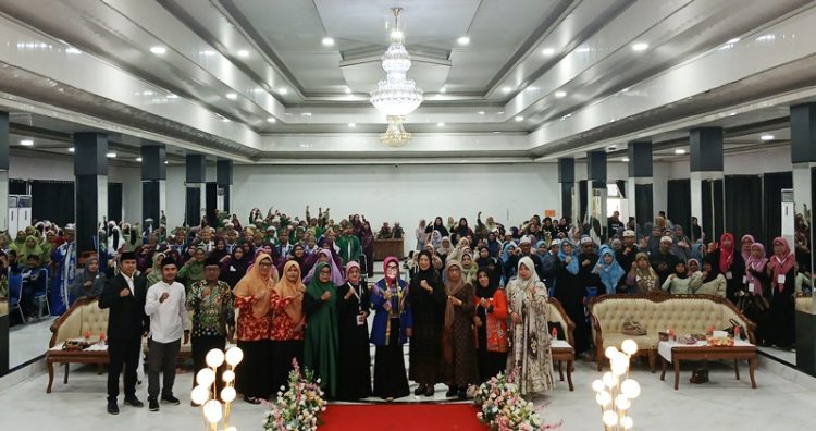 Ketua IPEMI Hj. Nety Herawati Resmi Buka Gebyar Maulid Nabi Muhammad SAW