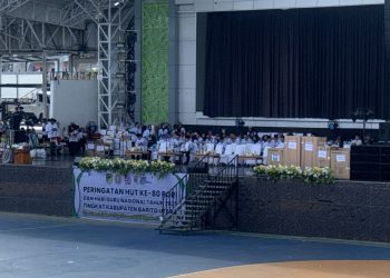Bupati Barut Hadiri HUT ke 80 PGRI dan HGN 2025, Bupati Tegaskan Guru Pilar Utama Pendidikan