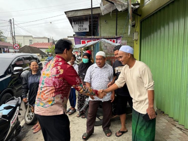 Bupati Kunjungi Rumah Warga yang Terbakar, Berikan Pesan ini Kepada Masyarakat