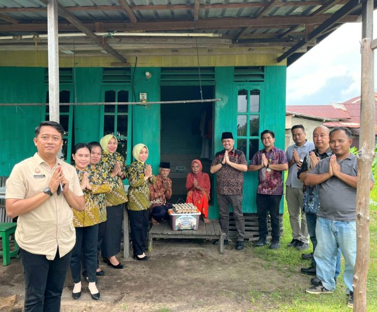 Kejari Seruyan Bersama IAD Daerah Seruyan Gelar Bakti Sosial di Bulan Ramadan