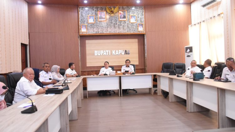 Pemda Kapuas Gelar Rapat Persiapan Seleksi Dewan Pengawas Perumdam Tirta Pambelom