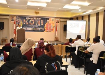 Staf Ahli KSDM Hadiri Rapat Kerja KONI Kabupaten Kapuas