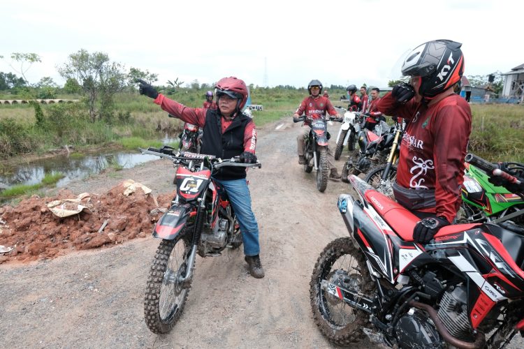 Pemkab Kapuas Laksanakan Kegiatan Peninjauan Lokasi di Kecamatan Selat dan Kecamatan Kapuas Hilir