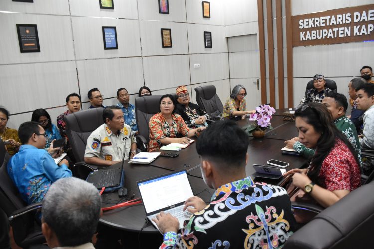 Sekda Kapuas Pimpin Rapat Koordinasi Pemanfaatan dan Pengelolaan New Site Development (NSD) dan Rumah Susun (Rusun)