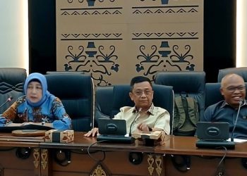 Rapat Dengar Pendapat DPRD Barut Panas , Fraksi PDIP Minta Perusahaan Tambang Hentikan Penggunaan Jalan Kabupaten