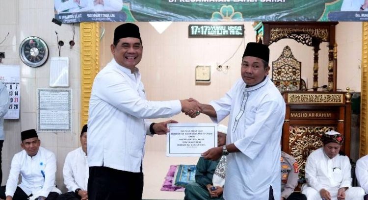 DPRD Barut Apresiasi Pemda Salurkan Bantuan 1 M untuk Masjid Jami Ar Rahim di Desa Benao Hilir, Kecamatan Lahei Barat