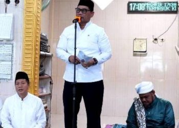 Bupati Barut Ajak masyarakat untuk menyemarakkan bulan suci Ramadhan dengan meningkatkan iman dan takwa.