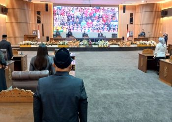 DPRD Barut gelar Rapat Paripurna III Masa Sidang I  penyampaian jawaban pemerintah daerah atas pandangan umum fraksi-fraksi 5 Raperda