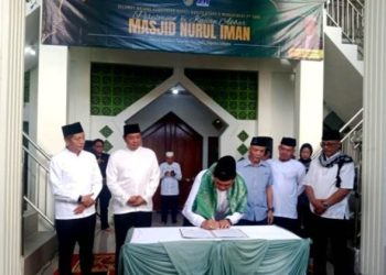 Resmikan Masjid Nurul Iman di Desa Lemo I, Bupati H.Shalahuddin Berharap Masjid Jadi Tempat Keagamaan dan Pendidikan Bagi Generasi Muda