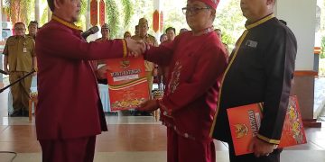 Bupati Saiful, Lantik Dua Damang Di Katingan, Ini Pesannya