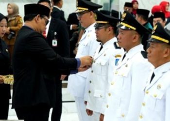 Pelantikan 136 pejabat di lingkungan Pemerintah Kabupaten Barito Utara telah melalui seluruh tahapan sesuai ketentuan yang berlaku