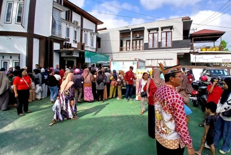 Gerakan Pangan Murah DKPP Barito Utara Diserbu Warga, Beras hingga Ikan Laris Diburu