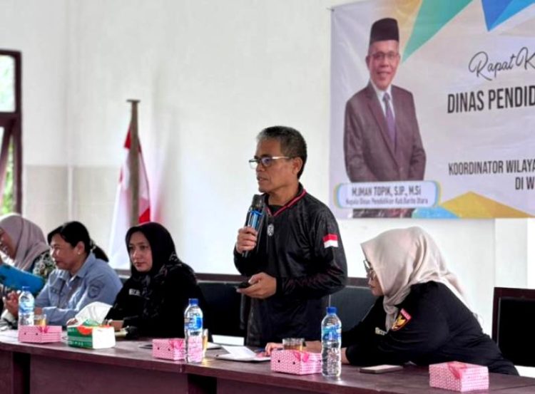 Kadis Pendidikan Barut Soroti Pentingnya Pengelolaan Dana BOS Secara Transparan Dan Tepat Sasaran di Kecamatan Gunung Purei