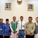 Kepala KesbangPol Berikan Semangat Kepada Dua Peserta Seleksi Paskibraka yang belum berhasil lolos di tingkat Provinsi