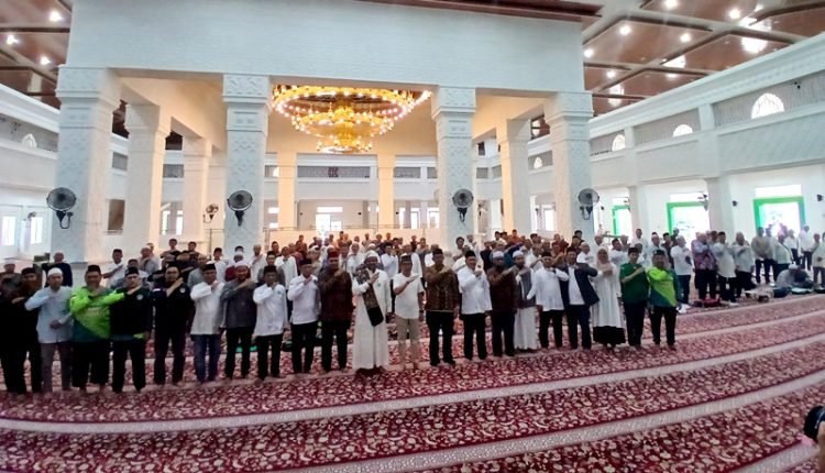 Bupati Barut Tekankan Pentingnya Juru Sembelih Halal Kompeten