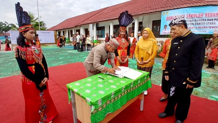 Kepala Kesbangpol Sampaikan Pemanfaatan Teknologi dan Media Sosial Secara Positif