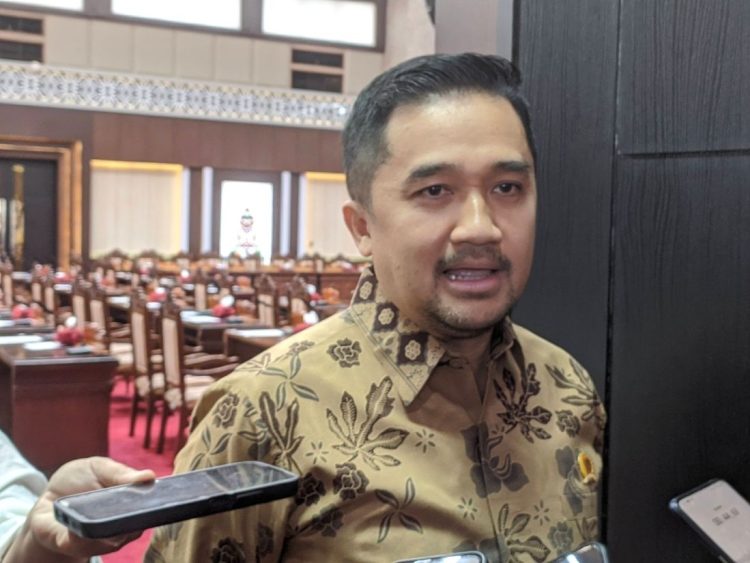 Komisi IV DPRD Kalteng Sarankan Pemerintah Perkuat Pengembangan Sumbenr Energi Alternatif Seperti PLTS