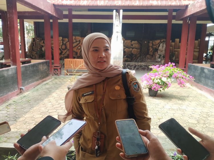 Percepat E-Digitalisasi, Diskominfo Seruyan Salurkan Starlink ke Tiga Kecamatan