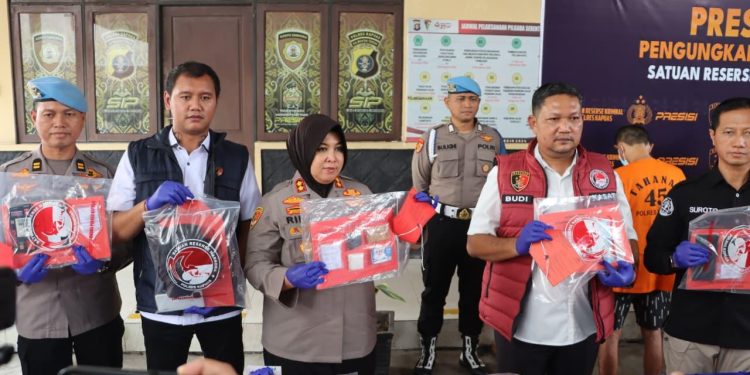 Hampir Satu Bulan Polres Kapuas Berhasil Ungkap 150,03 gram Peredaran Sabu Di Kapuas